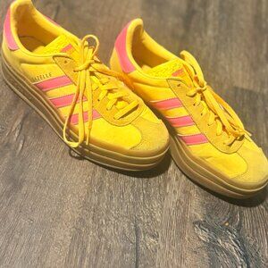 adidas Platform Gazelle - W 10